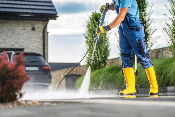 Best Deck Cleaning Services  in Lakewood Park, FL
